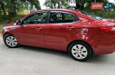 Седан Kia Rio 2011 в 