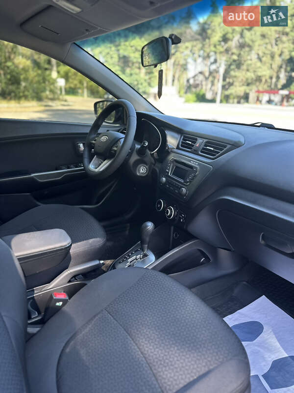 Седан Kia Rio 2012 в Черкассах