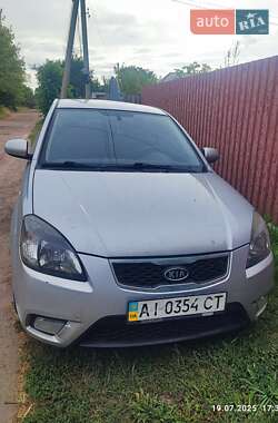 Седан Kia Rio 2011 в Києві
