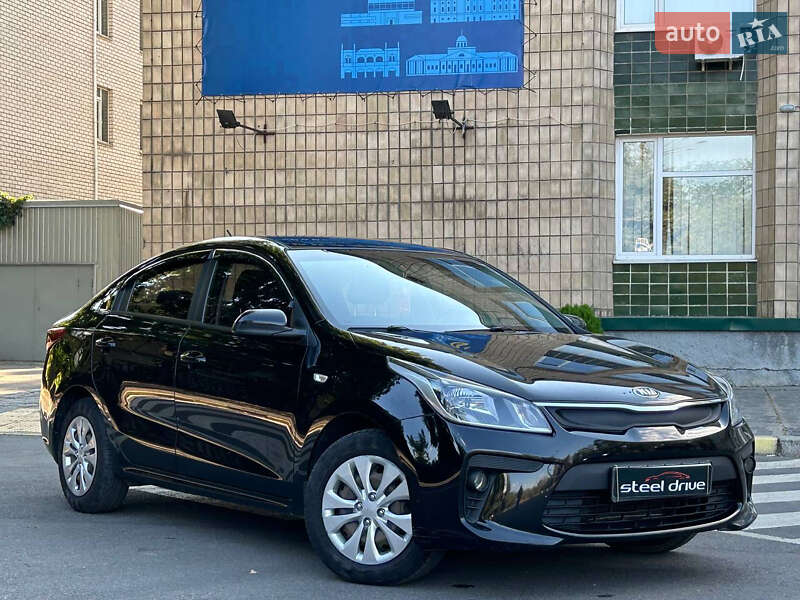 Седан Kia Rio 2018 в Миколаєві