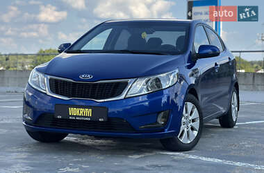 Седан Kia Rio 2013 в Києві