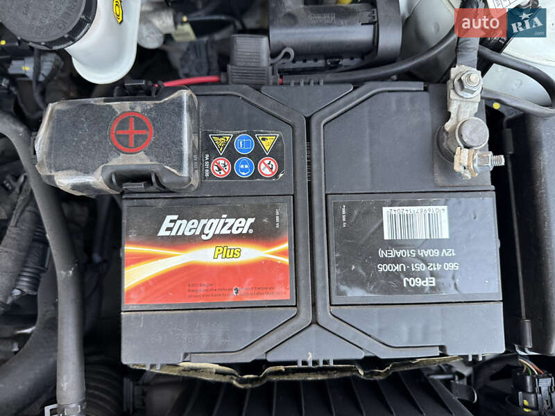 Седан Kia Rio 2014 в Дніпрі