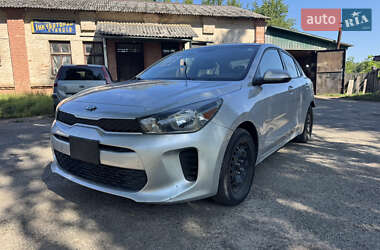 Седан Kia Rio 2019 в Городні