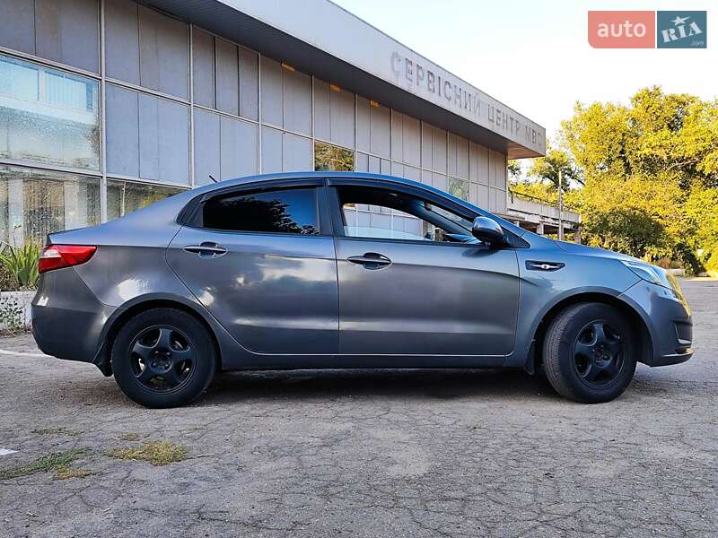 Седан Kia Rio 2012 в Запорожье