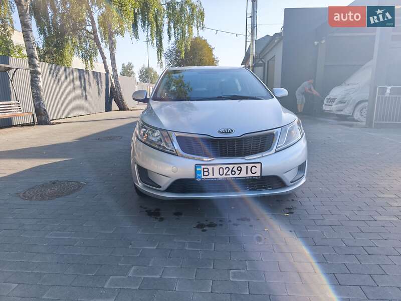 Kia Rio 2013