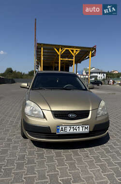 Хетчбек Kia Rio 2008 в Хмельницькому