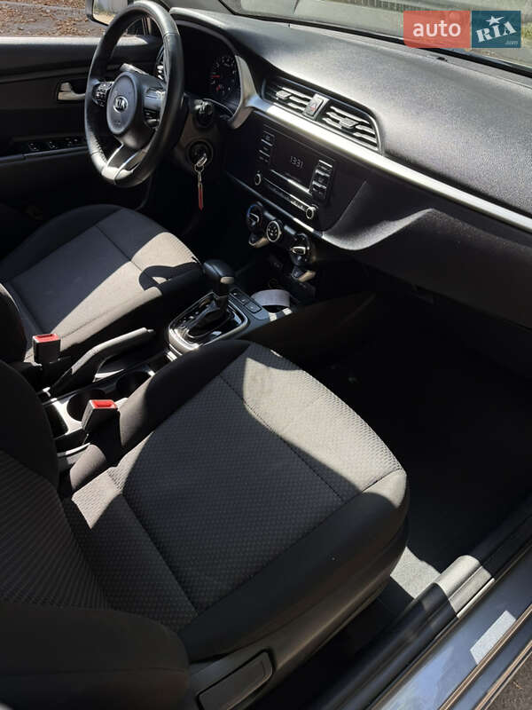 Седан Kia Rio 2021 в Киеве фото 13 Седан Kia Rio 2021 в Киеве