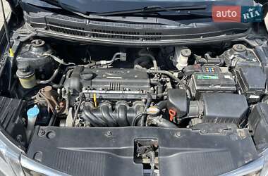 Седан Kia Rio 2012 в 