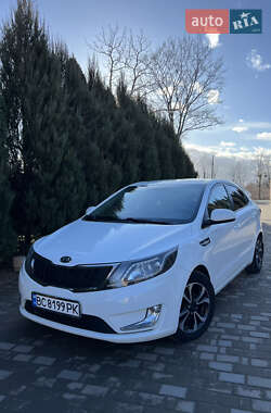 Седан Kia Rio 2012 в Самборе