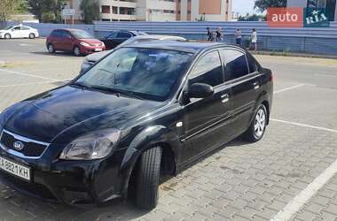 Седан Kia Rio 2011 в Киеве