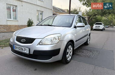 Седан Kia Rio 2006 в Одессе