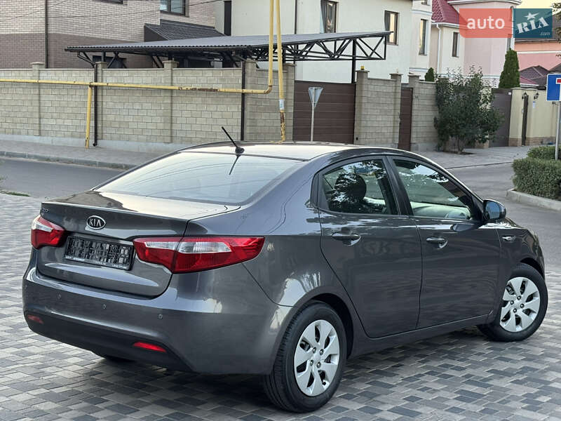 Седан Kia Rio 2012 в Одессе