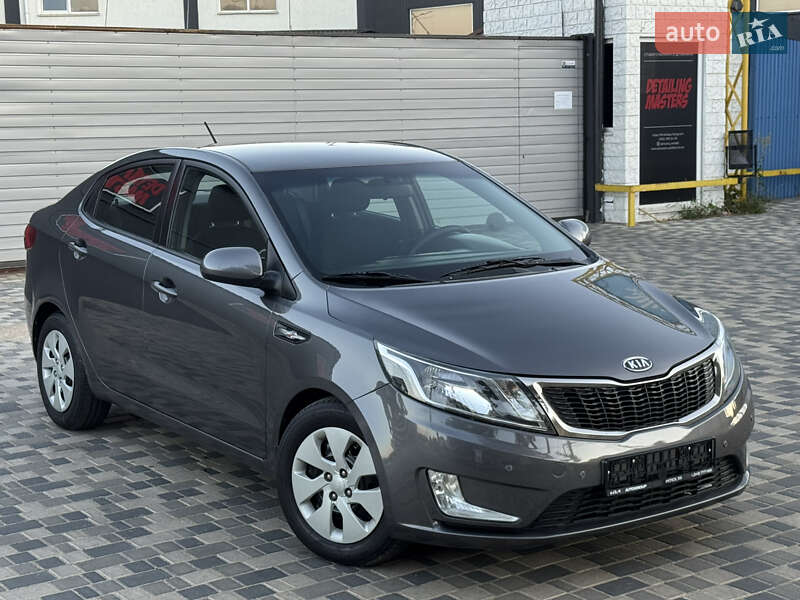 Седан Kia Rio 2012 в Одессе