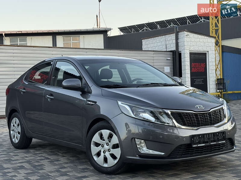 Седан Kia Rio 2012 в Одессе