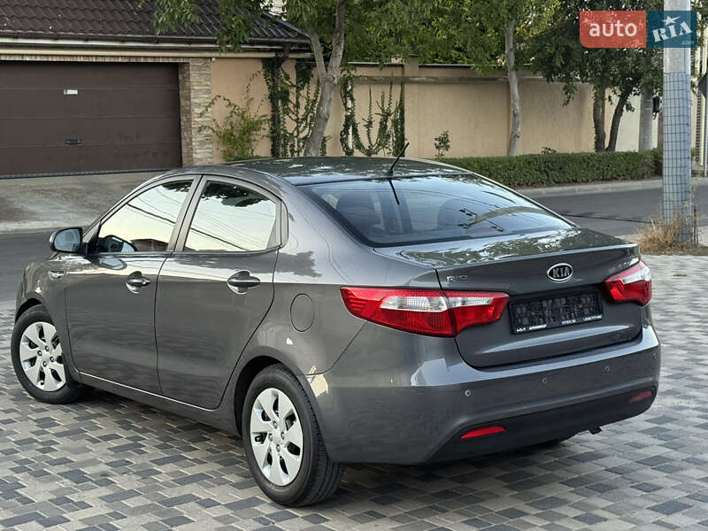 Седан Kia Rio 2012 в Одессе