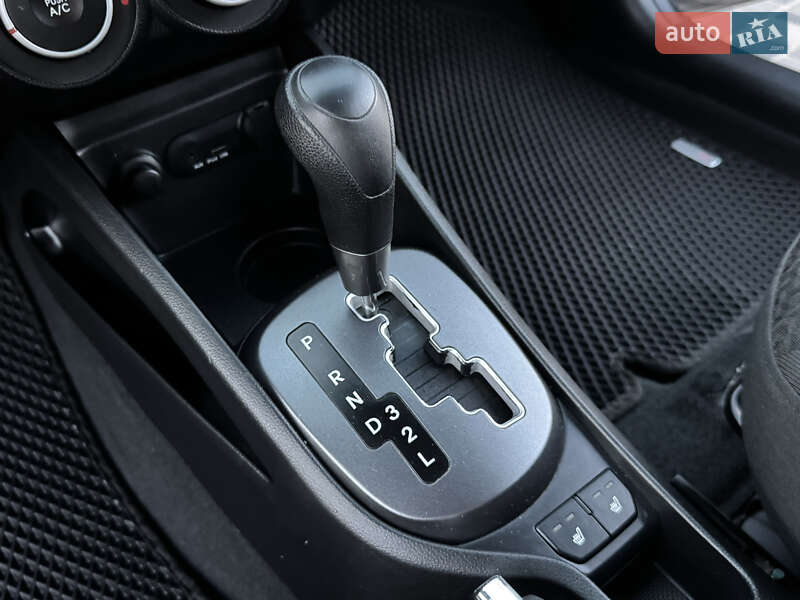 Седан Kia Rio 2012 в Одессе
