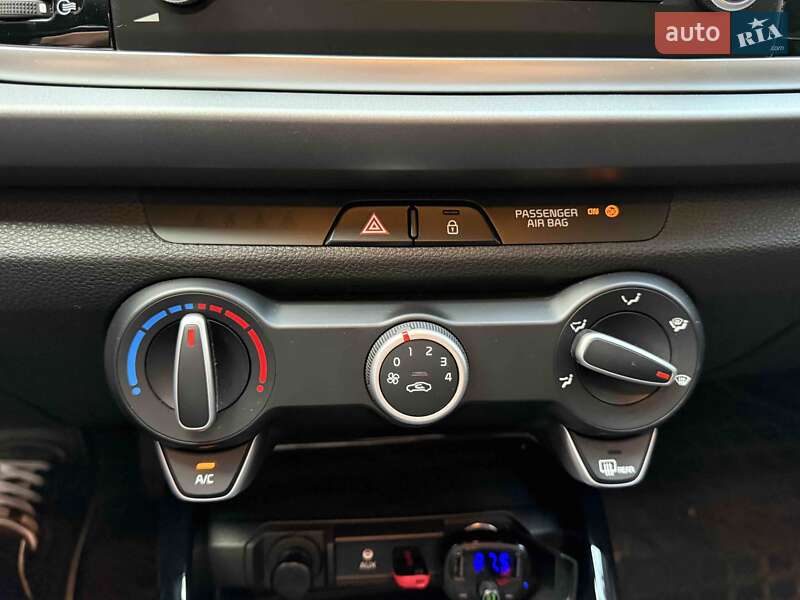 Хэтчбек Kia Rio 2018 в Львове