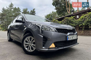 Седан Kia Rio 2021 в Киеве