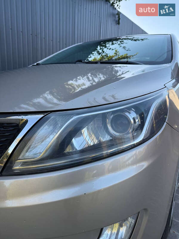 Седан Kia Rio 2013 в Первомайске