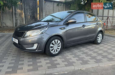 Седан Kia Rio 2013 в 