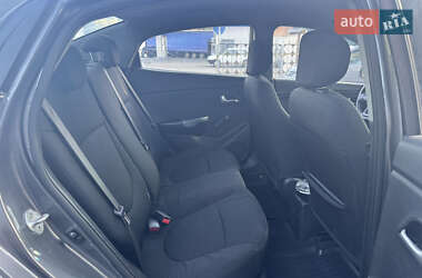 Седан Kia Rio 2013 в 