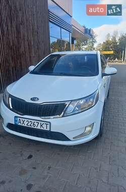 Седан Kia Rio 2011 в Днепре