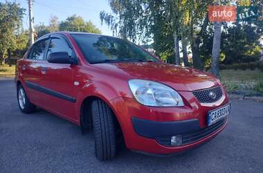Седан Kia Rio 2009 в Черкассах
