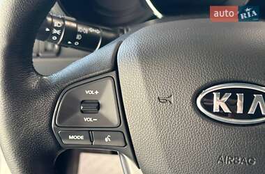 Седан Kia Rio 2012 в 