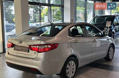 Седан Kia Rio 2012 в 
