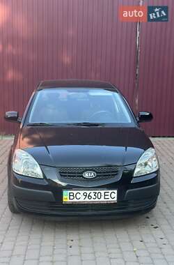 Хетчбек Kia Rio 2008 в Львові