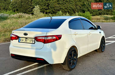 Седан Kia Rio 2012 в 