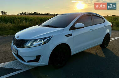 Седан Kia Rio 2012 в 