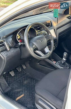 Седан Kia Rio 2012 в 