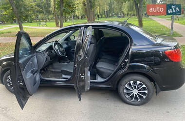 Седан Kia Rio 2011 в 