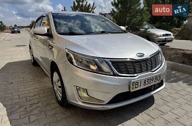Седан Kia Rio 2012 в Києві