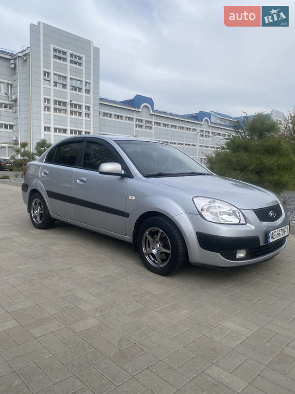 Kia Rio 2006