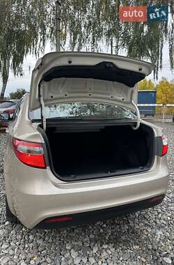 Седан Kia Rio 2012 в 