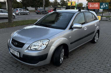Хэтчбек Kia Rio 2009 в Ивано-Франковске