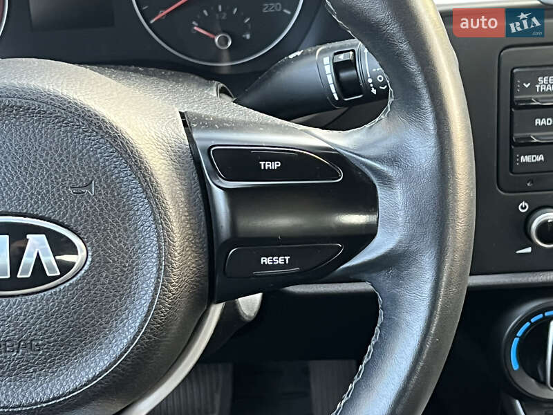 Седан Kia Rio 2021 в Києві