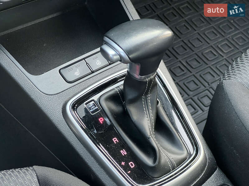 Седан Kia Rio 2021 в Києві