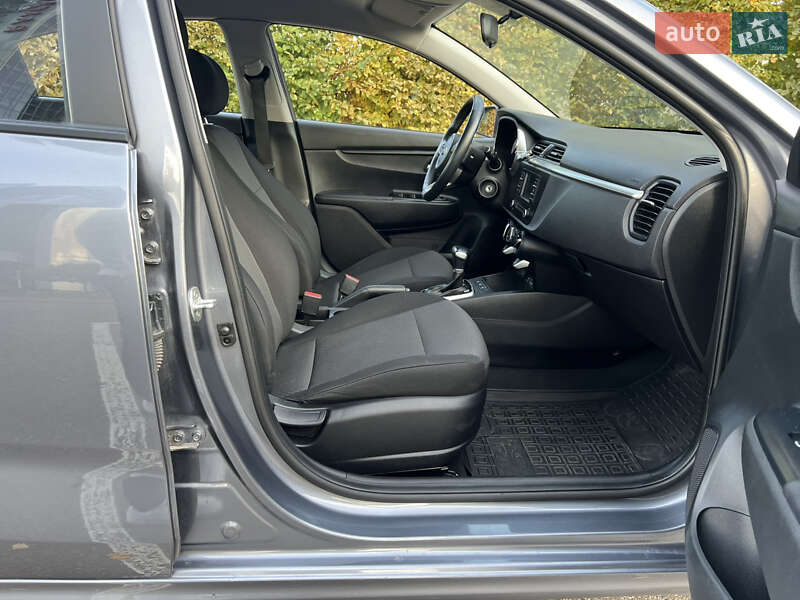 Седан Kia Rio 2021 в Києві