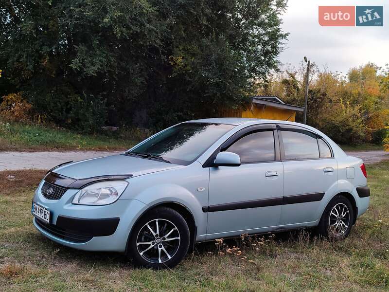 Седан Kia Rio 2007 в Полтаве