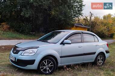Седан Kia Rio 2007 в  фото 6 Седан Kia Rio 2007 в