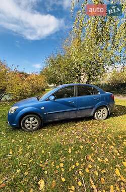 Седан Kia Rio 2010 в 