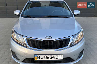 Седан Kia Rio 2014 в 