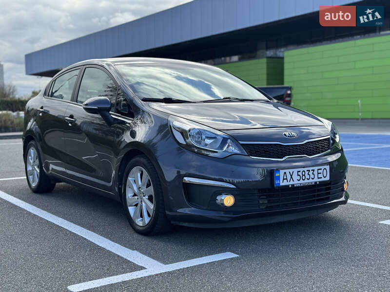 Седан Kia Rio 2016 в Києві