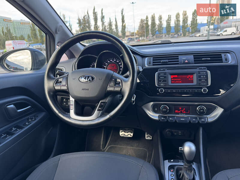 Седан Kia Rio 2016 в Києві