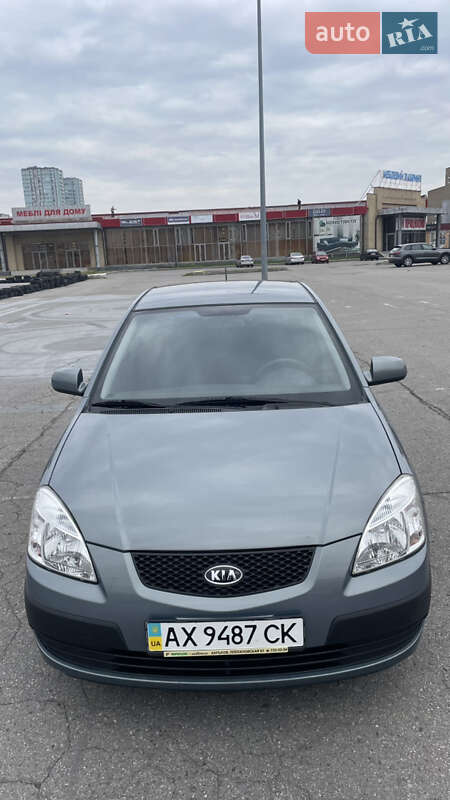 Седан Kia Rio 2009 в Харькове фото 3 Седан Kia Rio 2009 в Харькове