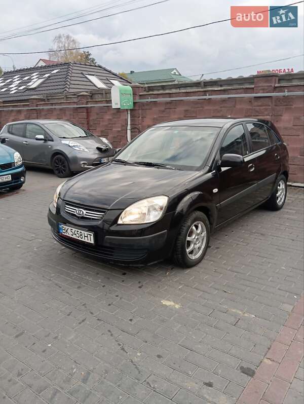 Хетчбек Kia Rio 2007 в Рівному фото 2 Хетчбек Kia Rio 2007 в Рівному