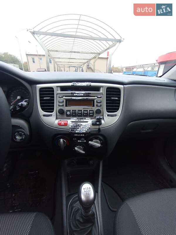 Хетчбек Kia Rio 2007 в Рівному фото 47 Хетчбек Kia Rio 2007 в Рівному